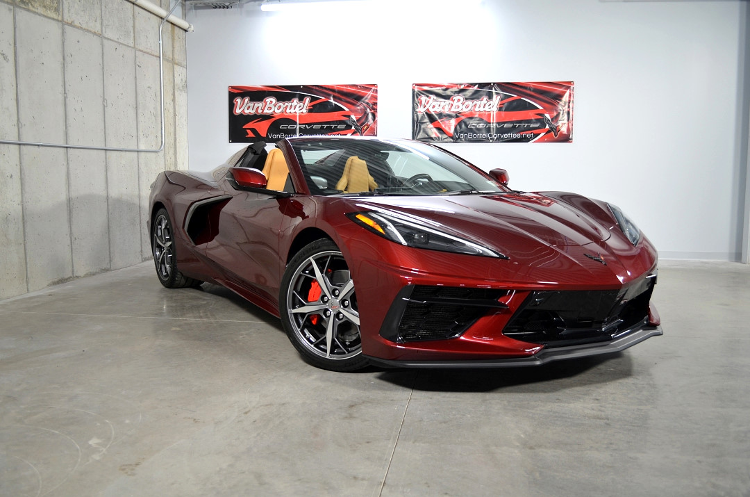 Used 2020 Chevrolet Corvette 2LT with VIN 1G1Y73D45L5109910 for sale in Macedon, NY